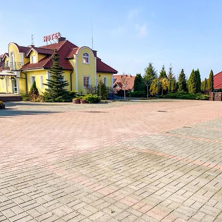 Hotel Jablonski Stawiguda Buitenkant foto